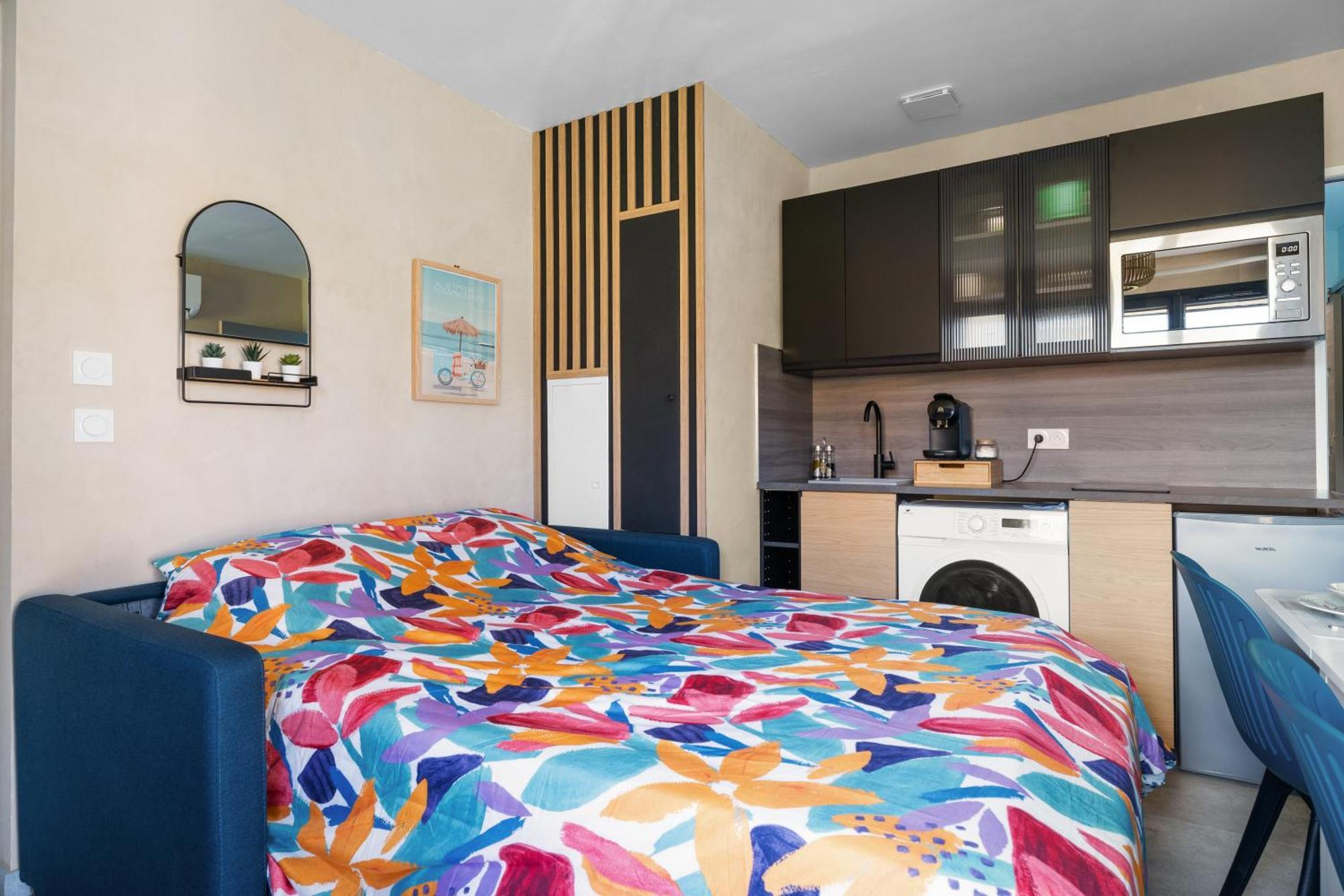 Appartement Reves Bleus, T2 Proche Des Sablettes, Clim, Wifi, Place De Parking