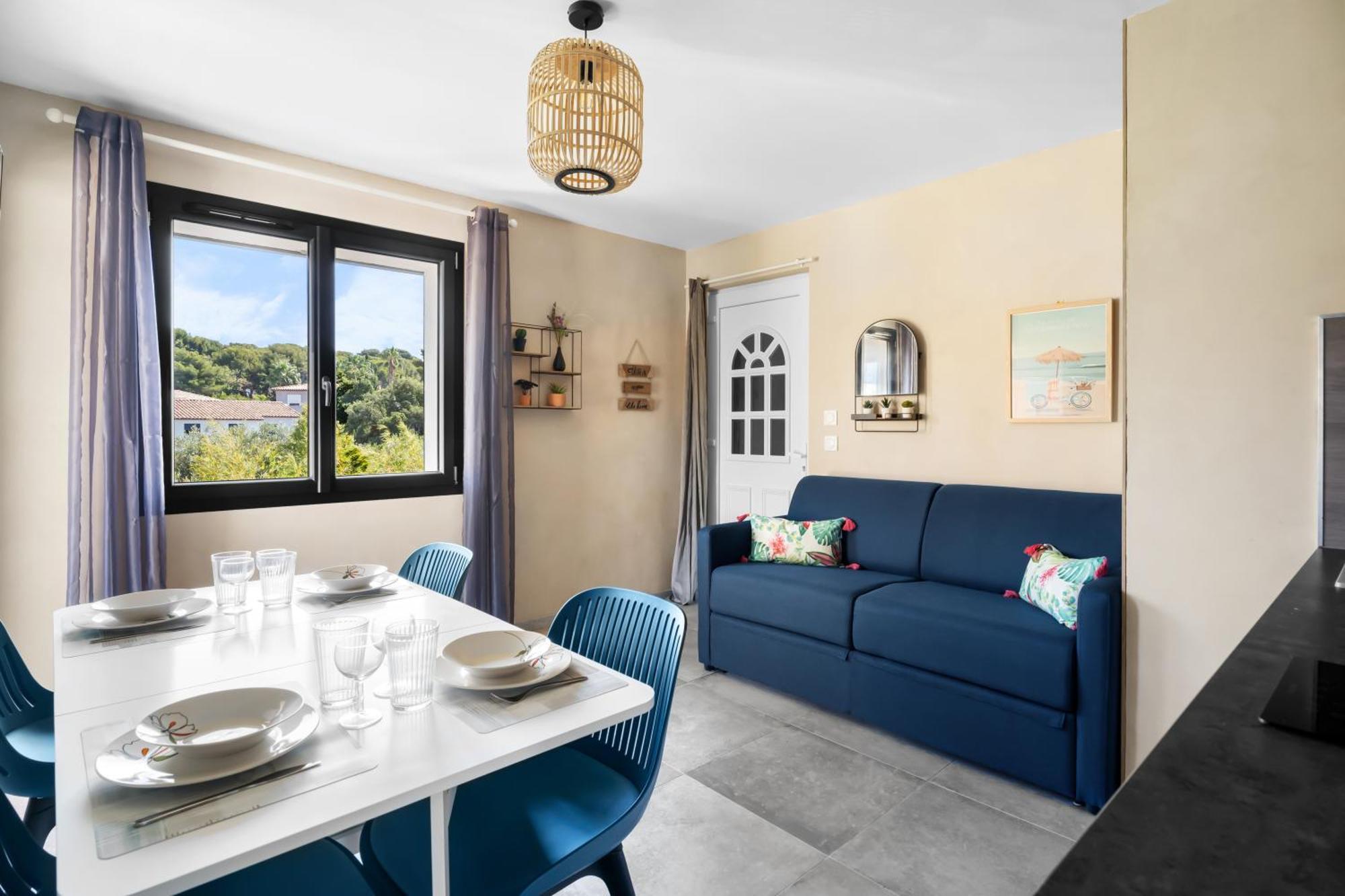 Reves Bleus, T2 Proche Des Sablettes, Clim, Wifi, Place De Parking Apartment